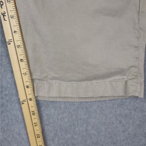 Peter Millar Shorts Size 31 Crown Crafted Khaki Flat Front Chino - Picture 11 of 13